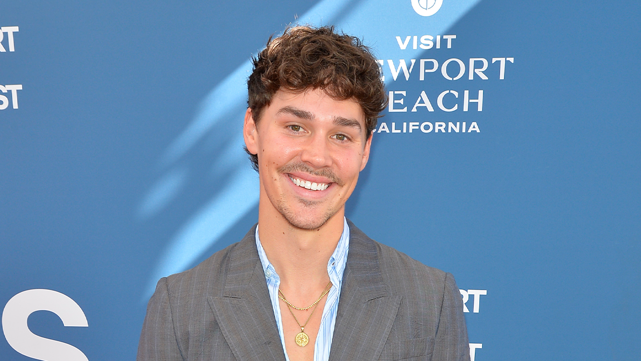 Noah Beck