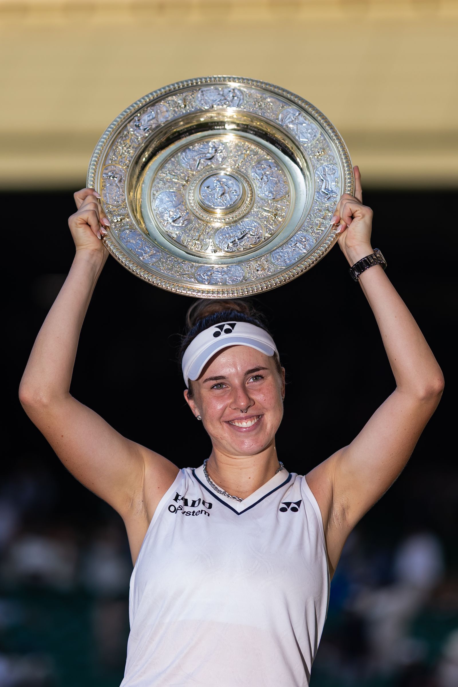 LONDON ENGLAND JULY 11 Linda Noskova of Czechia poses with the Venus Rosewater Dish after her victory over Karolina...