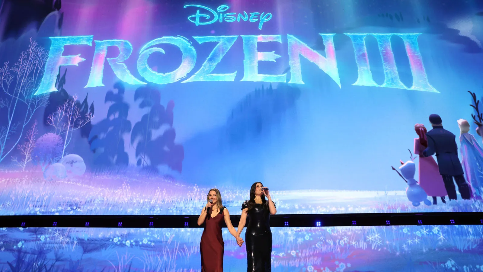 Kristen Bell and Idina Menzel