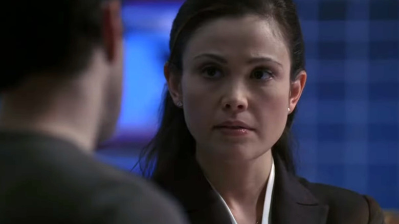 Reiko Aylesworth as Michelle Dessler looks serious in 24