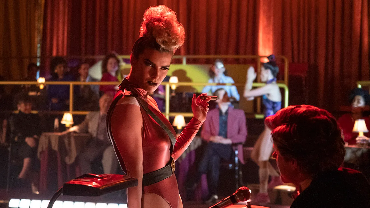 Betty Gilpin in Glow