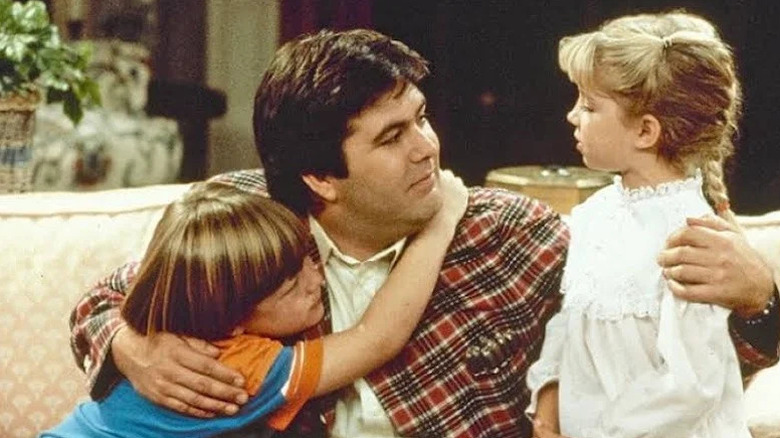 Buck Russell with his niece and nephew in "Uncle Buck"